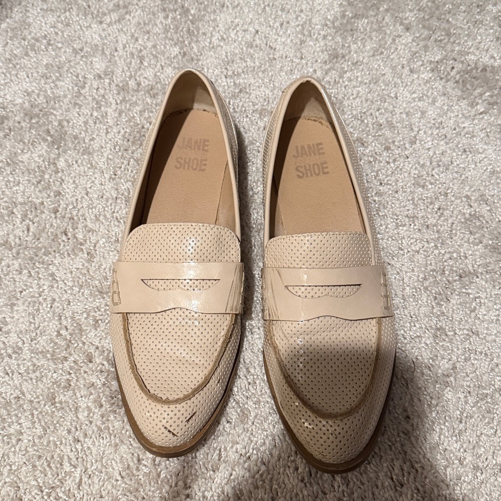 Jane And The Shoe Beige Loafers